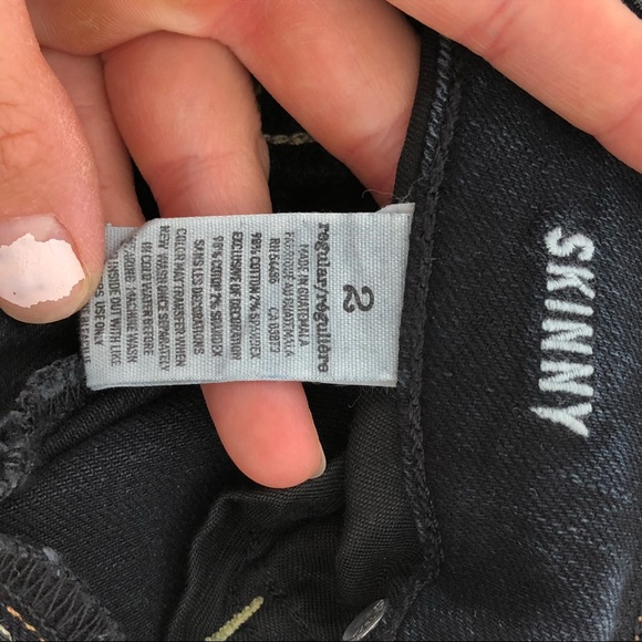 American Eagle women’s skinny jeans, 2R - Picture 9 of 11